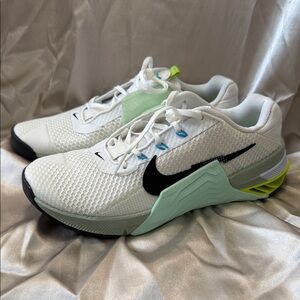 New Nike White Metcon Training Shoes w/ Mint Black & Neon Yellow. Make a bundle!